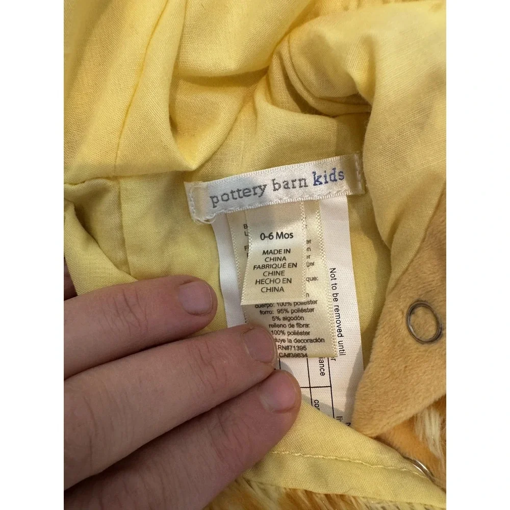 Pottery Barn Kids Giraffe Costume Infant 0-6 Months Yellow Plush Hooded Snaps